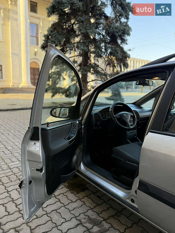 Минивэн Opel Zafira 2004 в Запорожье фото 8 Минивэн Opel Zafira 2004 в Запорожье