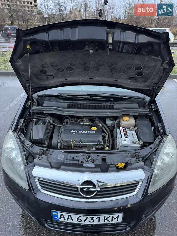 Мінівен Opel Zafira 2007 в Києві