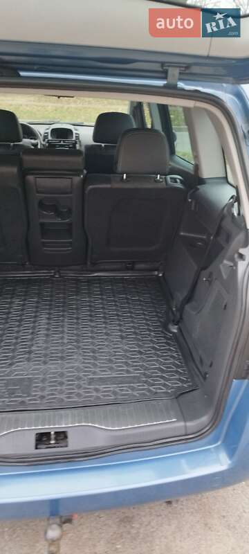 Мінівен Opel Zafira 2008 в Києві