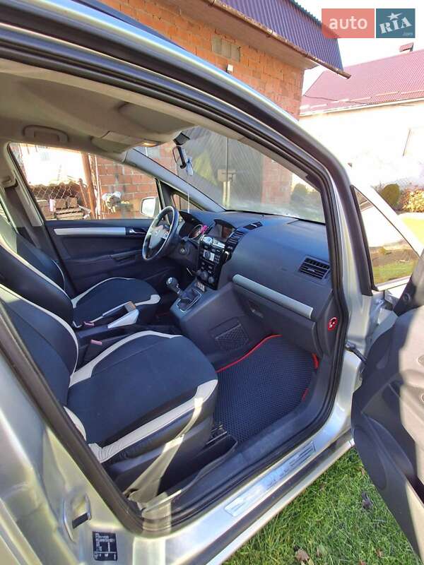 Мінівен Opel Zafira 2010 в Новому Розділі
