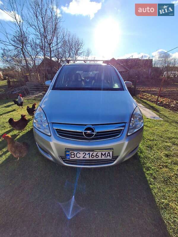 Opel Zafira 2010