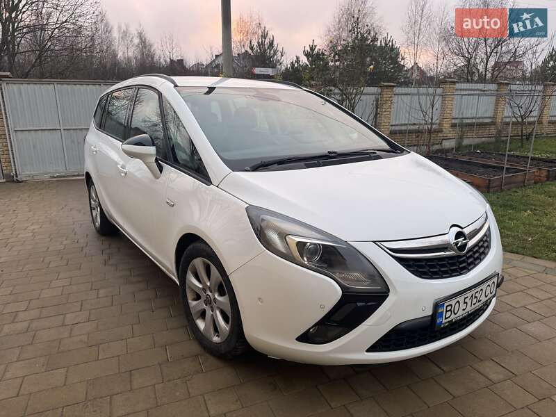 Микровэн Opel Zafira 2016 в Тернополе