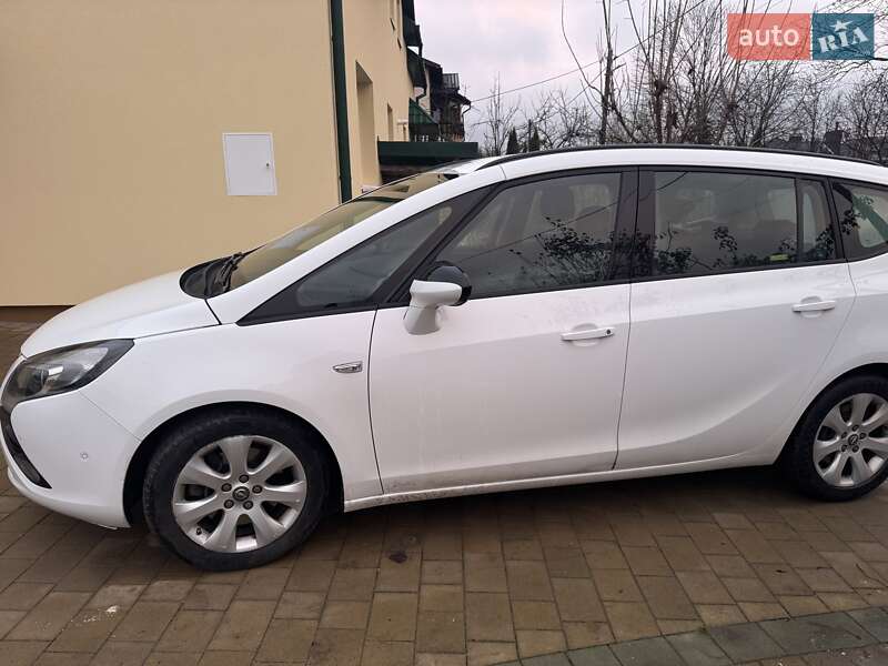Микровэн Opel Zafira 2016 в Тернополе