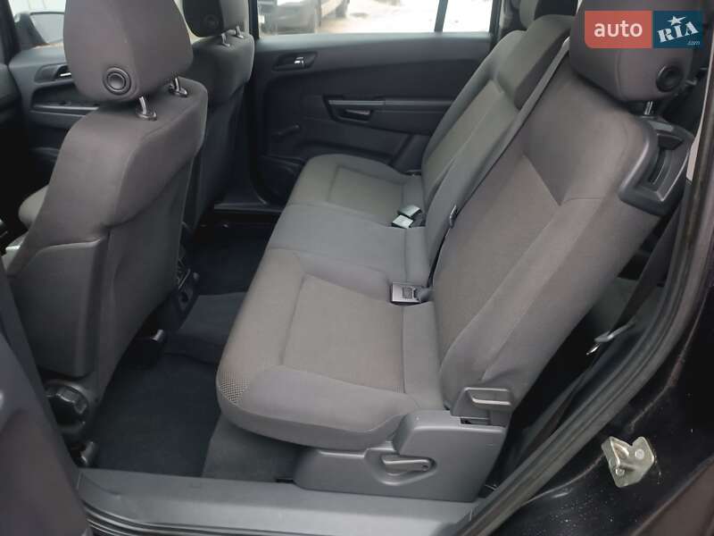 Минивэн Opel Zafira 2010 в Харькове фото 12 Минивэн Opel Zafira 2010 в Харькове