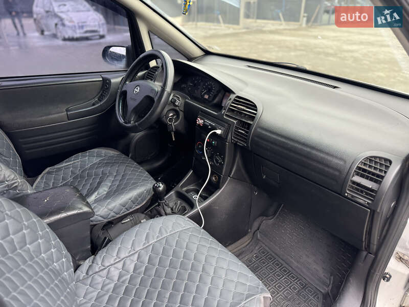 Минивэн Opel Zafira 2002 в Летичеве фото 15 Минивэн Opel Zafira 2002 в Летичеве