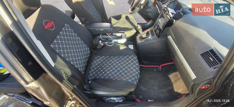 Минивэн Opel Zafira 2009 в Киеве