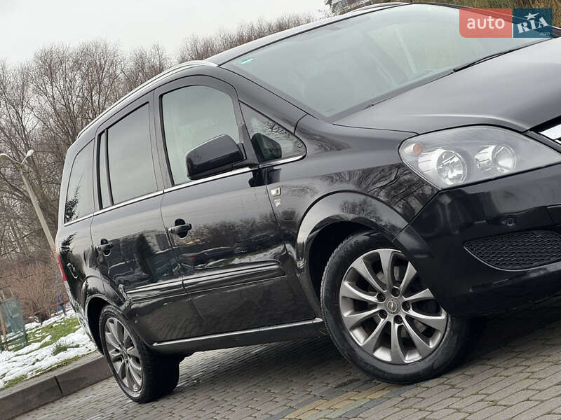 Минивэн Opel Zafira 2011 в Львове фото 13 Минивэн Opel Zafira 2011 в Львове