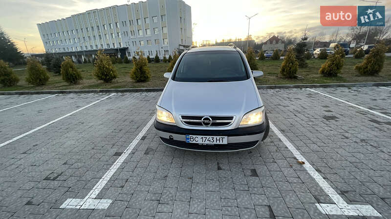 Мінівен Opel Zafira 2003 в Мостиській