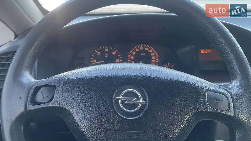 Мінівен Opel Zafira 2003 в Мостиській