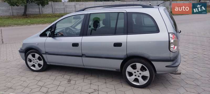 Мінівен Opel Zafira 2002 в Прилуках