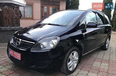 Минивэн Opel Zafira 2010 в Черновцах