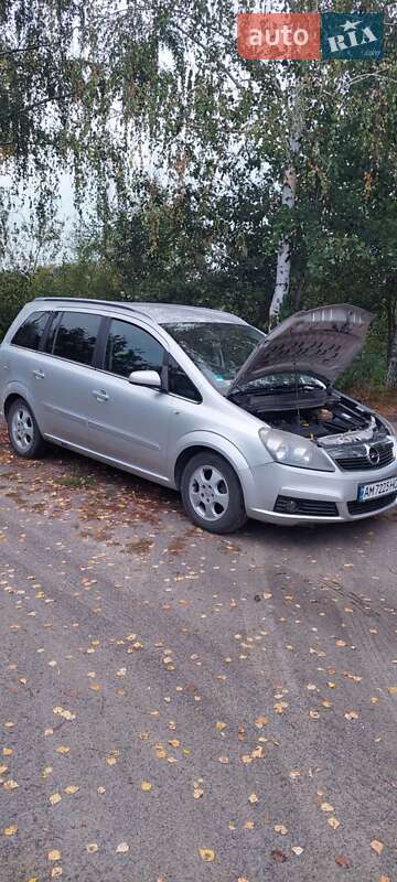 Минивэн Opel Zafira 2006 в Звягеле