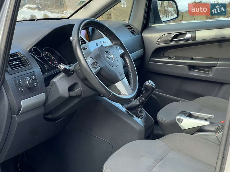 Минивэн Opel Zafira 2009 в Трускавце фото 27 Минивэн Opel Zafira 2009 в Трускавце