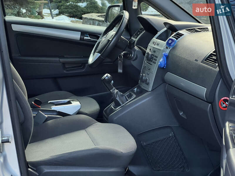 Минивэн Opel Zafira 2009 в Трускавце фото 40 Минивэн Opel Zafira 2009 в Трускавце