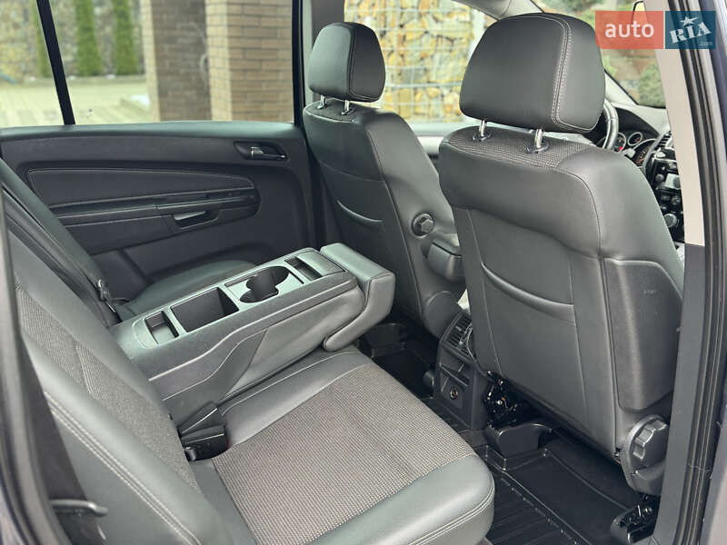 Мінівен Opel Zafira 2011 в Стрию