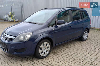 Минивэн Opel Zafira 2014 в Луцке