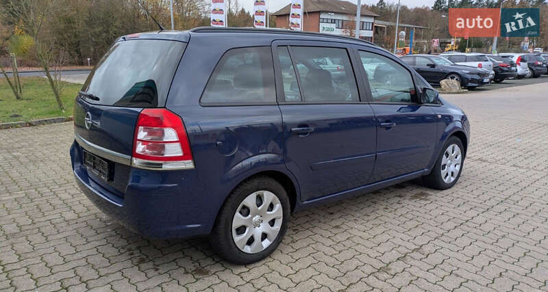 Минивэн Opel Zafira 2014 в Луцке