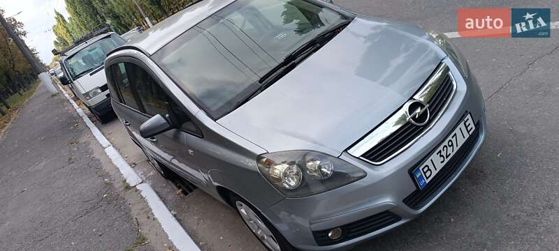 Минивэн Opel Zafira 2007 в Кременчуге фото 8 Минивэн Opel Zafira 2007 в Кременчуге