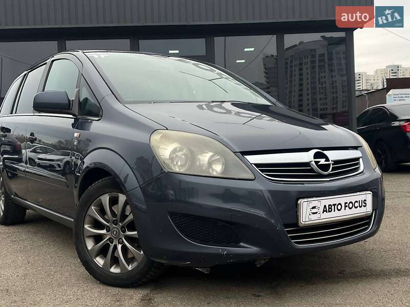 Мінівен Opel Zafira 2010 в Києві