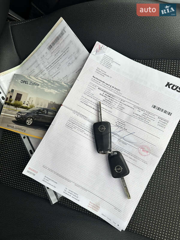 Мінівен Opel Zafira 2009 в Любешові