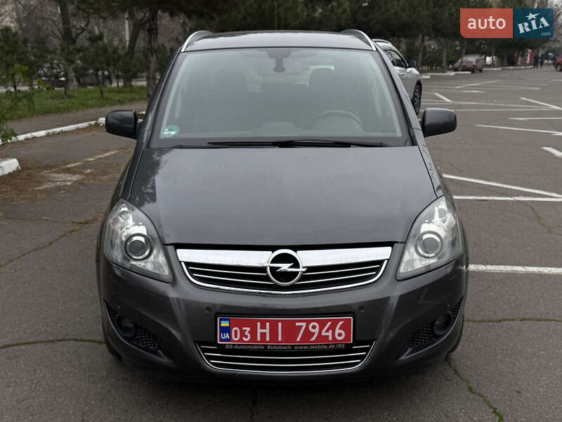 Минивэн Opel Zafira 2010 в Одессе