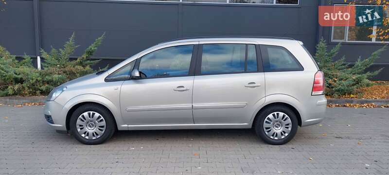 Минивэн Opel Zafira 2008 в Белой Церкви
