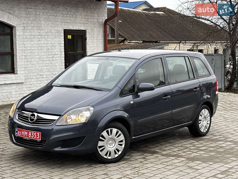 Opel Zafira 2010 Opel Zafira 2010