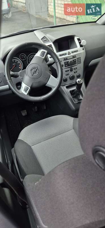 Минивэн Opel Zafira 2009 в Черкассах фото 4 Минивэн Opel Zafira 2009 в Черкассах