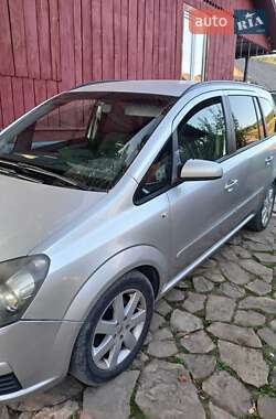 Минивэн Opel Zafira 2007 в Старом Самборе