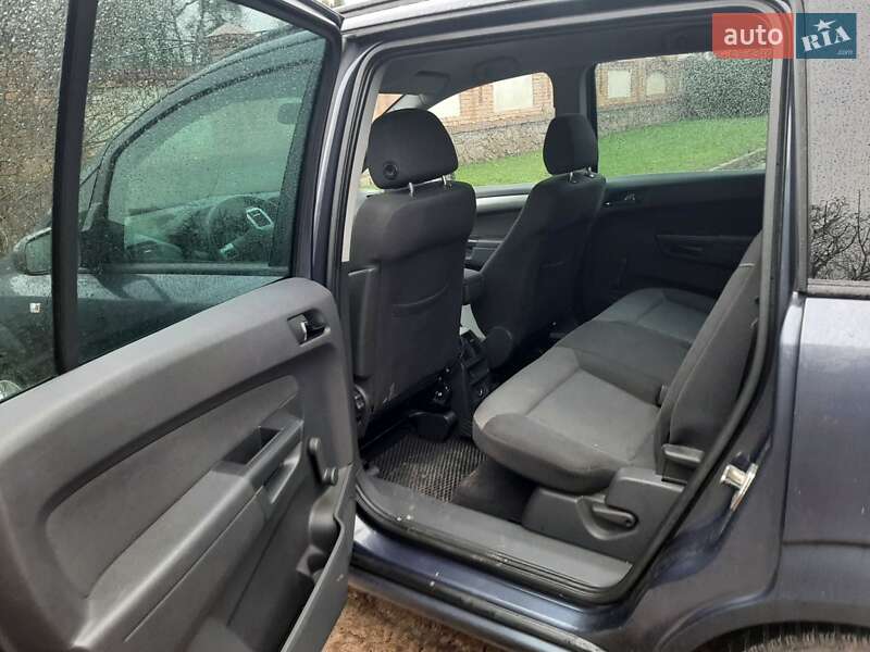 Минивэн Opel Zafira 2009 в Белогородке фото 4 Минивэн Opel Zafira 2009 в Белогородке