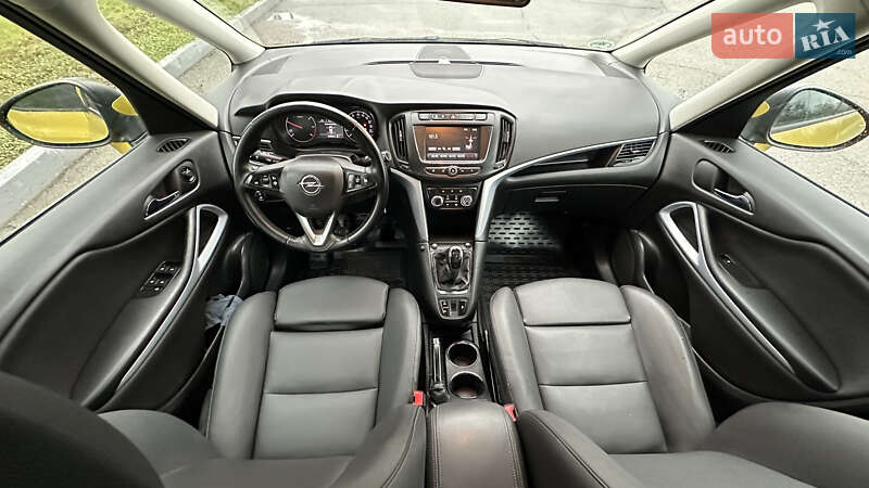 Мінівен Opel Zafira 2018 в Житомирі