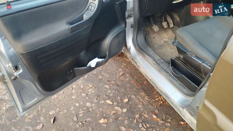 Минивэн Opel Zafira 2004 в Запорожье