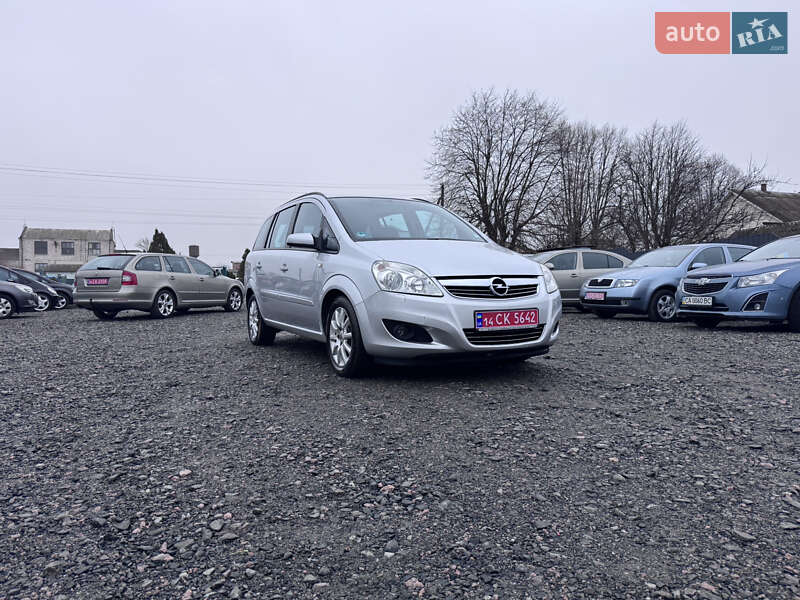 Мінівен Opel Zafira 2010 в Звенигородці