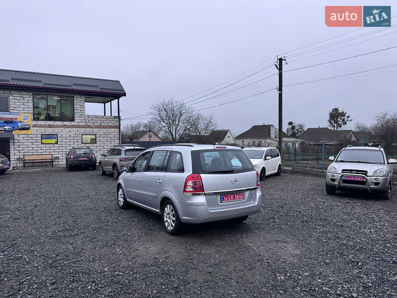 Мінівен Opel Zafira 2010 в Звенигородці