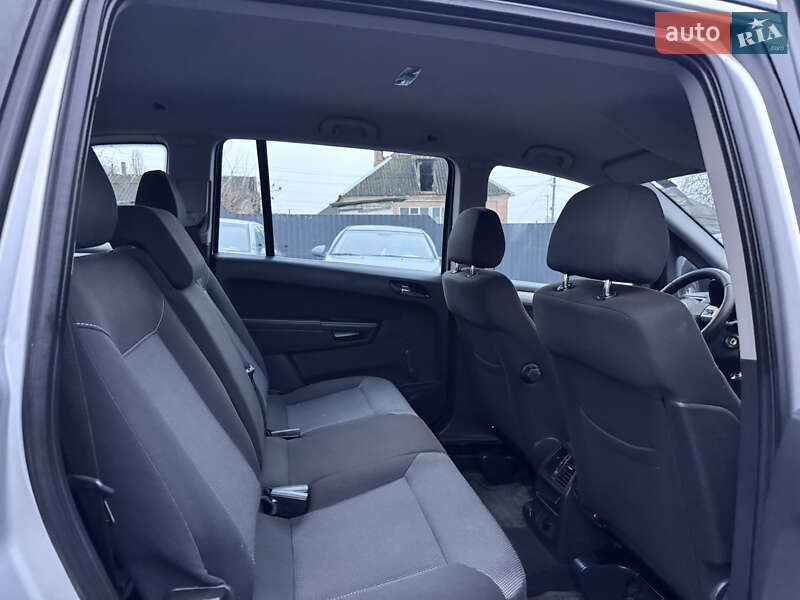 Мінівен Opel Zafira 2010 в Звенигородці