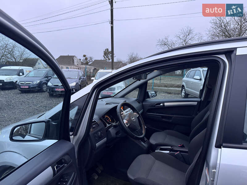 Мінівен Opel Zafira 2010 в Звенигородці