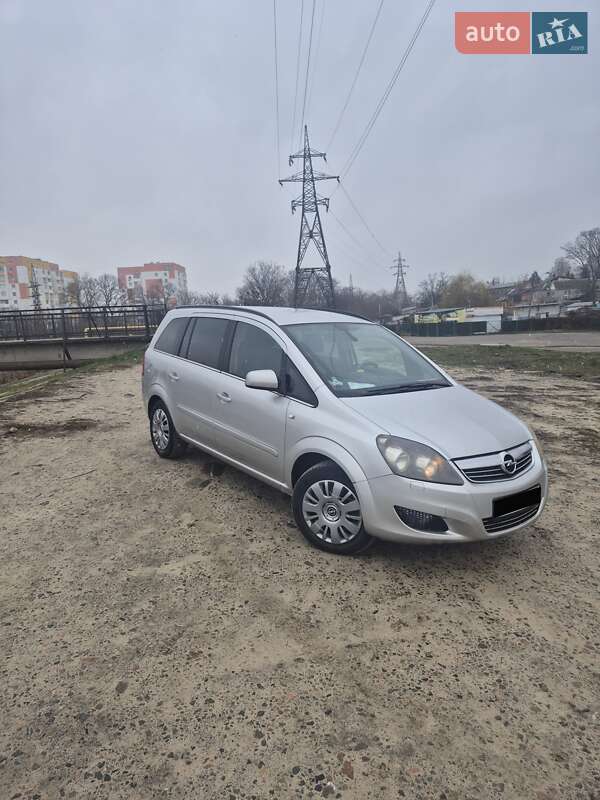 Opel Zafira 2010
