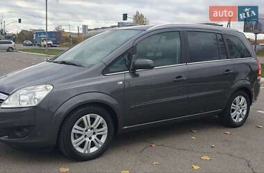 Мінівен Opel Zafira 2009 в Луцьку