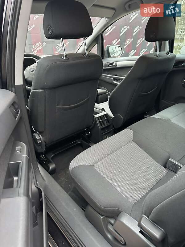 Мінівен Opel Zafira 2011 в Сумах