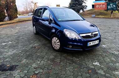 Мінівен Opel Zafira 2006 в Дубні
