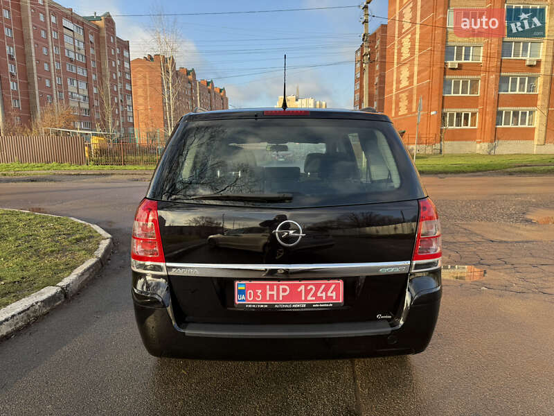 Минивэн Opel Zafira 2010 в Борисполе