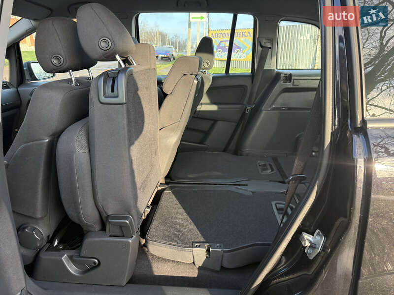 Минивэн Opel Zafira 2010 в Борисполе