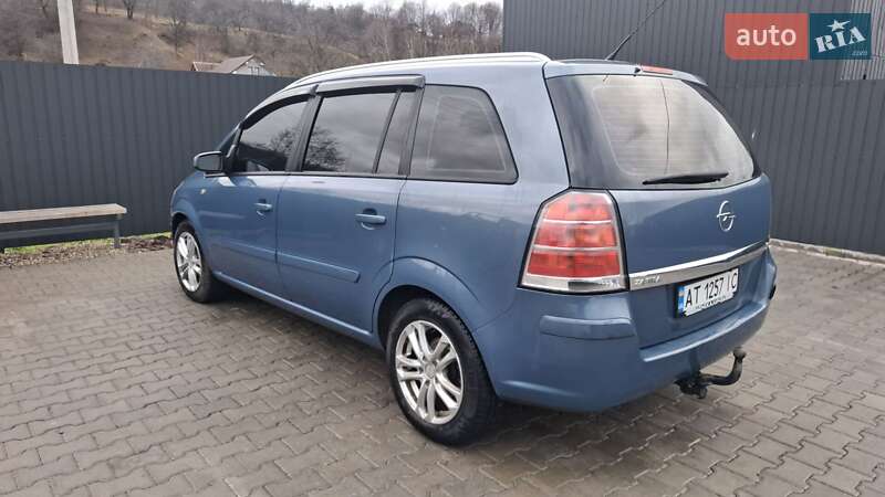 Минивэн Opel Zafira 2007 в Коломые