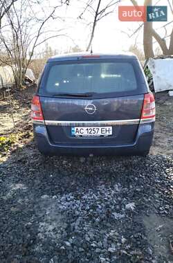 Минивэн Opel Zafira 2011 в Луцке