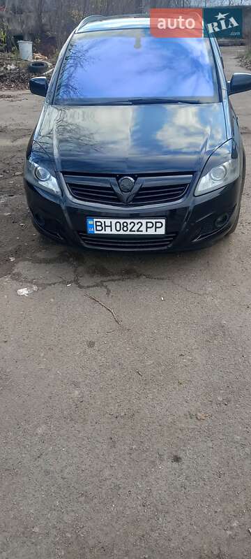Opel Zafira 2010