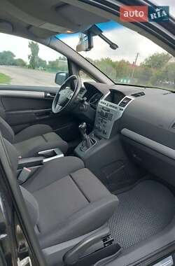 Минивэн Opel Zafira 2009 в Бердичеве