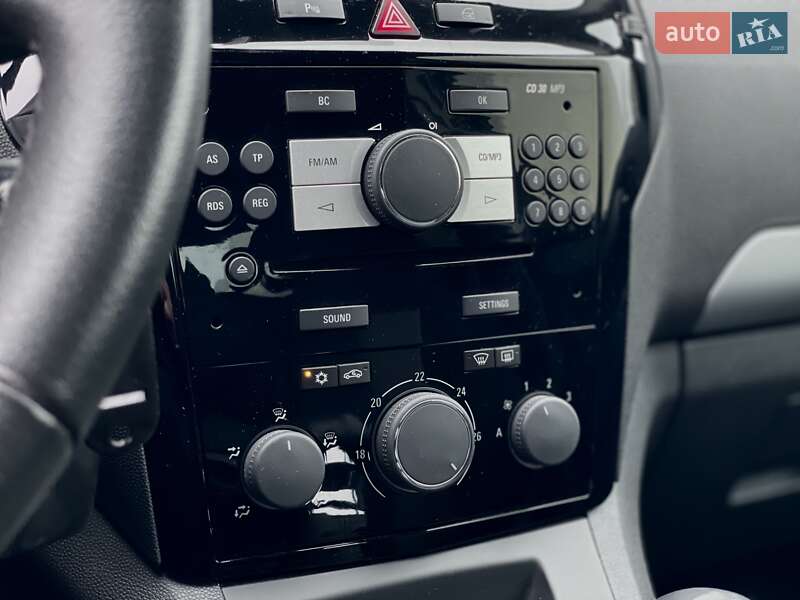 Минивэн Opel Zafira 2010 в Бердичеве фото 49 Минивэн Opel Zafira 2010 в Бердичеве