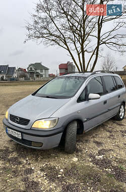 Минивэн Opel Zafira 2002 в Чорткове