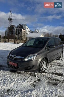 Мінівен Opel Zafira 2009 в Білогородці