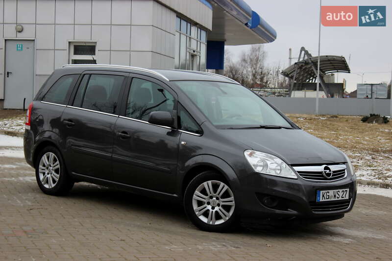 Мінівен Opel Zafira 2010 в Львові